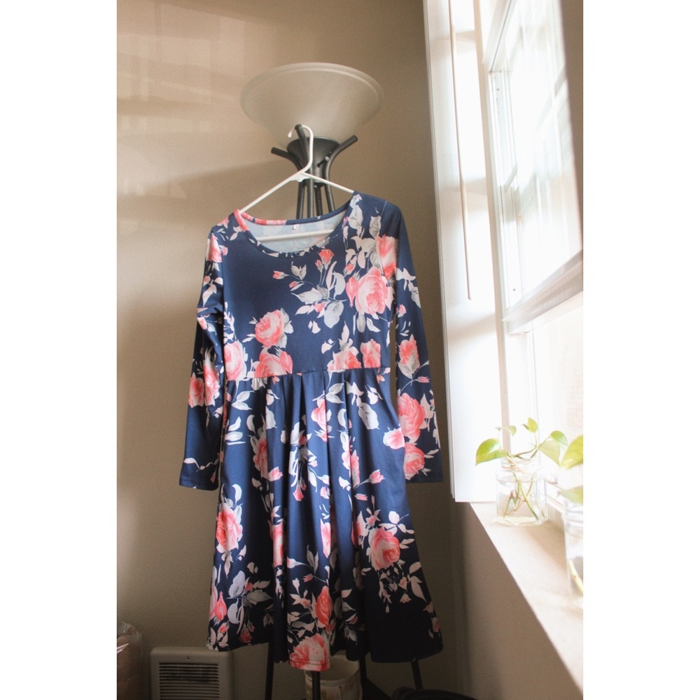 A Long Sleeve Navy Blue Floral Dress